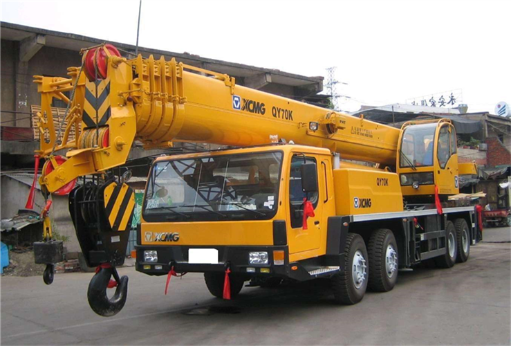 广安区吊车出租选择重点