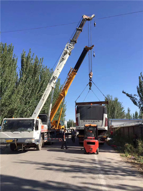 广安区港口集装箱搬运案例